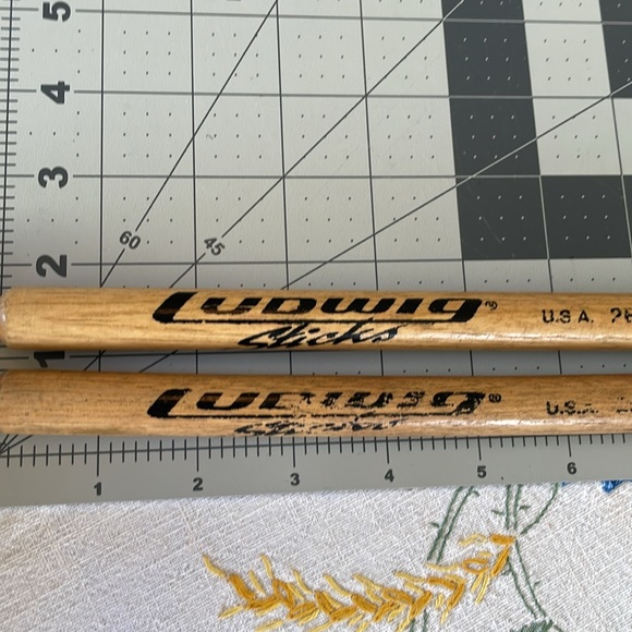 Ludwig Sticks USA 28 drum sticks - Picture 5 of 8